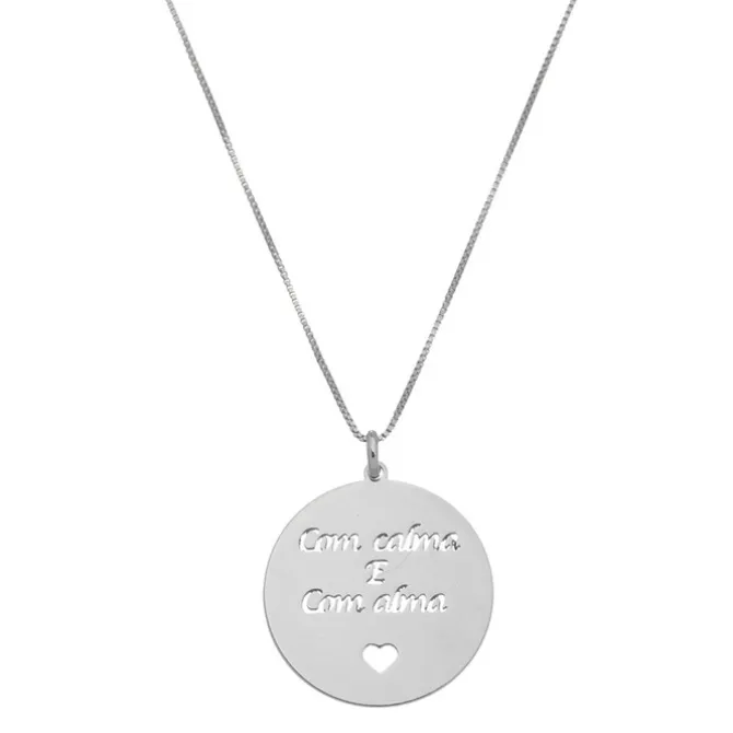 Colar Longo Medalha com Calma e com Alma Folheado Ródio Branco