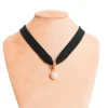 Colar Vick Preto Pingente Pérola Folheado a Ouro 18k