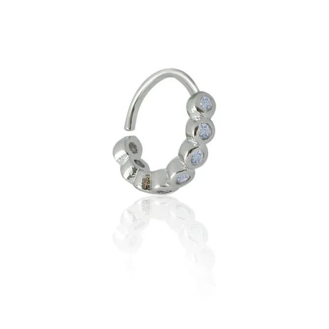 Piercing de Furo Piuka Argola Torção 8mm Manu Pontos de Luz Zircônias Prata
